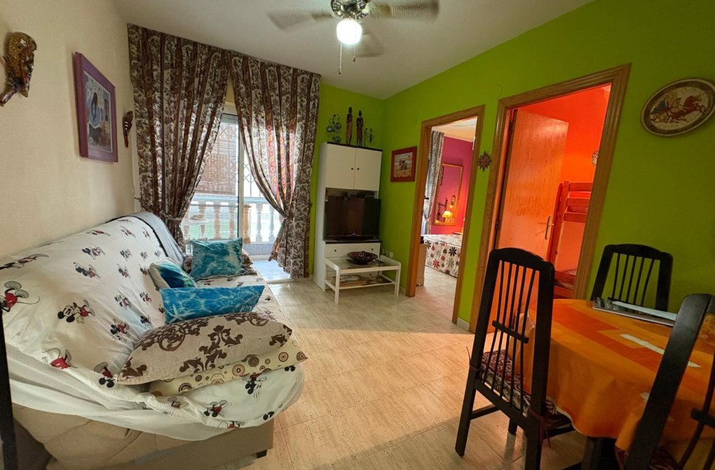 Resale - Mezzanine - Torrevieja - Centro