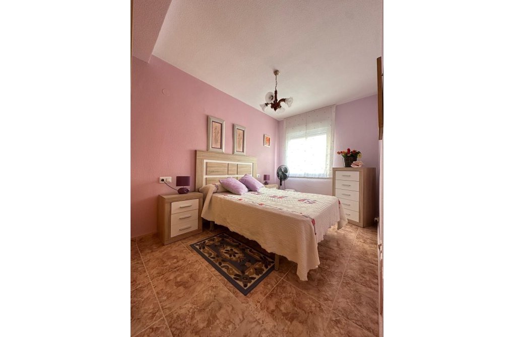 Resale - Apartment - Torrevieja - Playa del cura