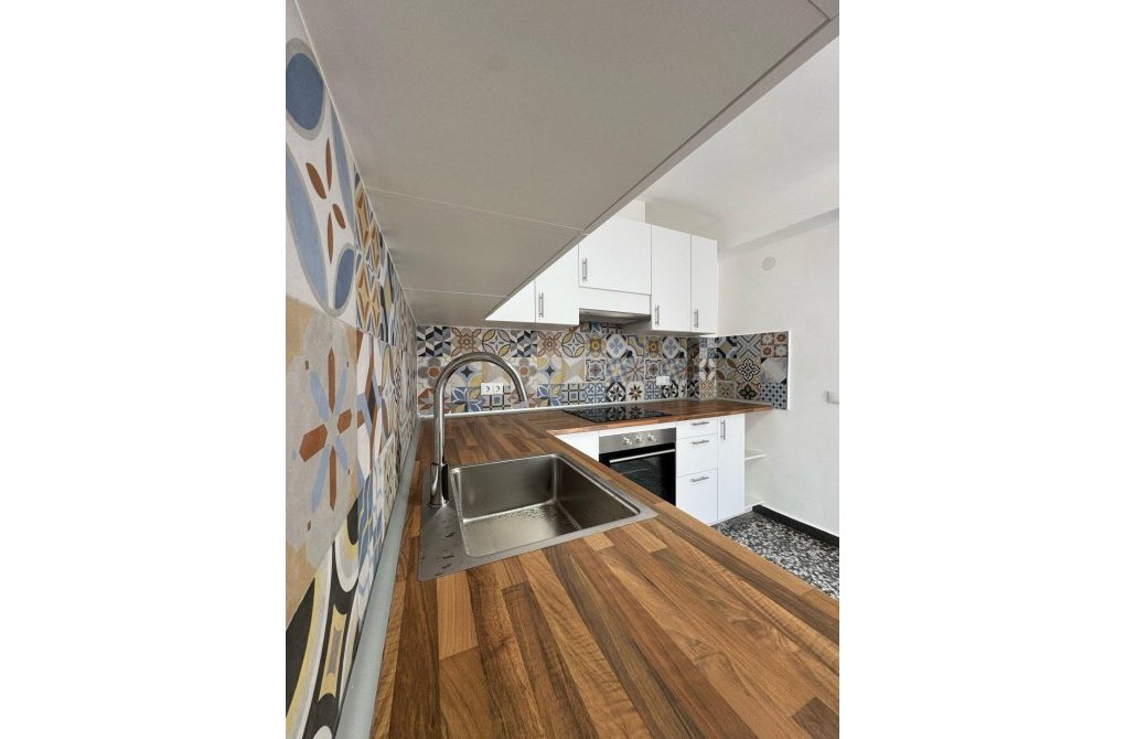 Resale - Apartment - Torrevieja - Centro