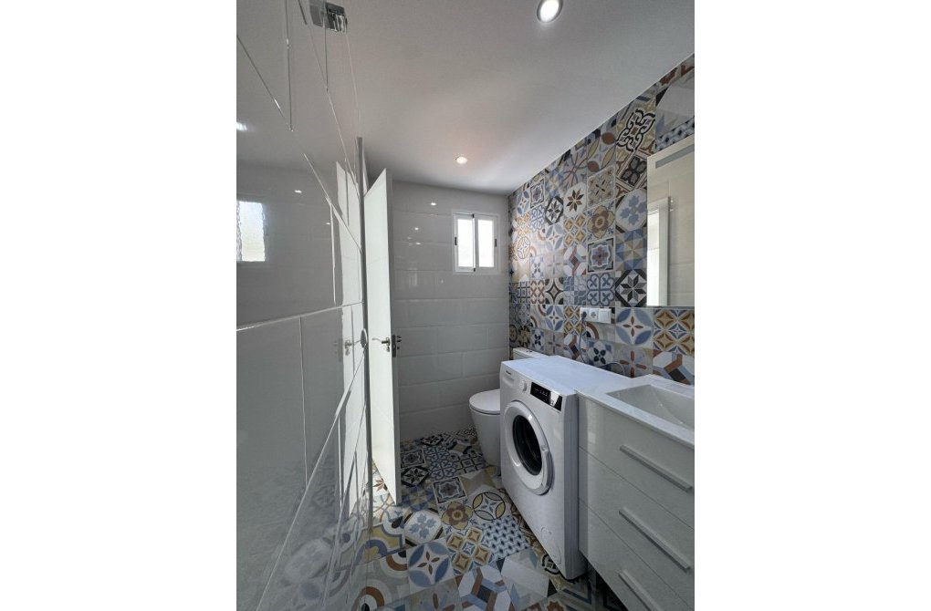 Resale - Apartment - Torrevieja - Centro