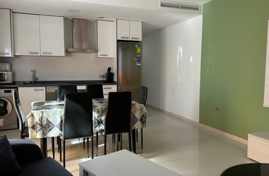 Resale - Apartment - Torrevieja - Habaneras
