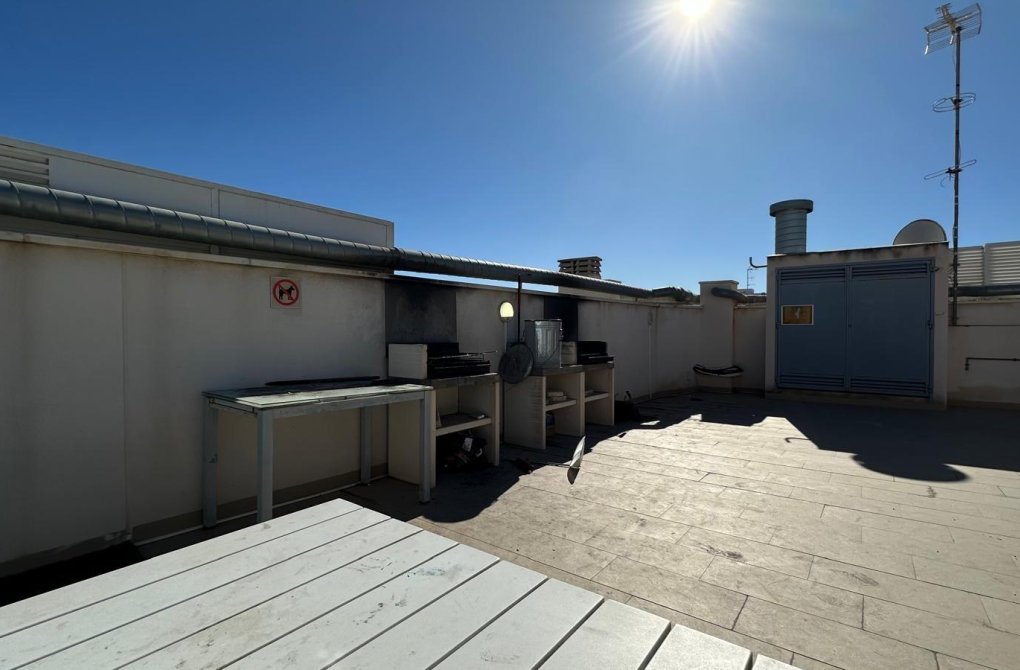 Resale - Apartment - Torrevieja - Habaneras