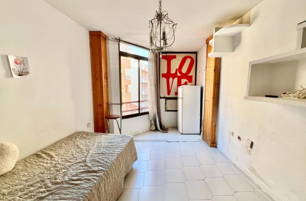 Resale - Studio - Torrevieja - Centro