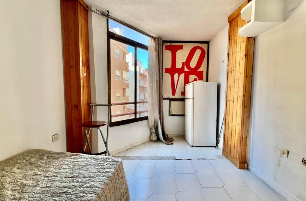 Resale - Studio - Torrevieja - Centro