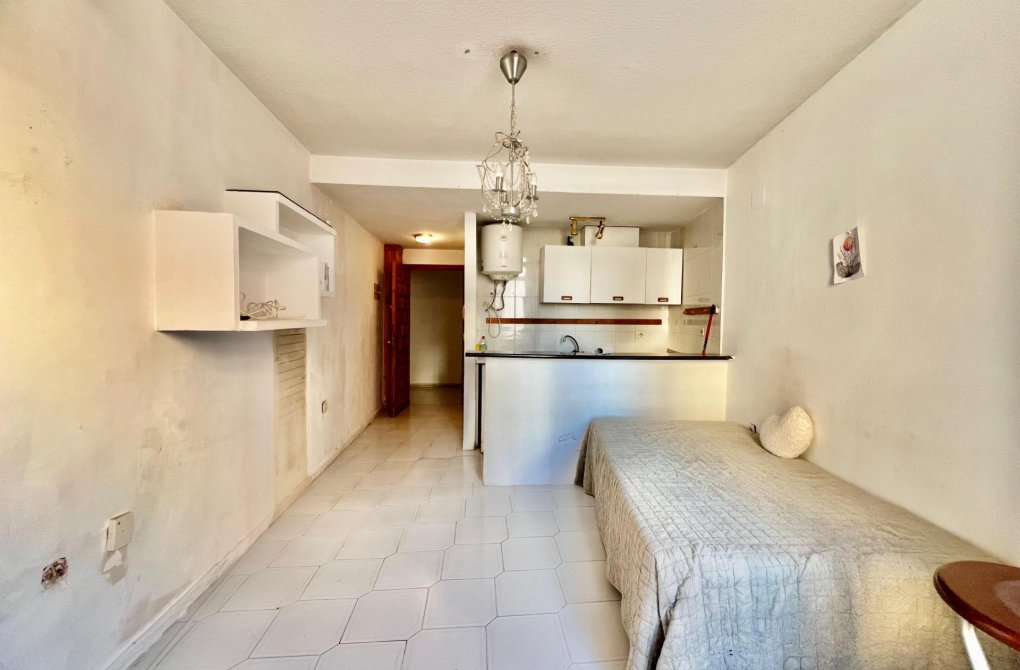 Resale - Studio - Torrevieja - Centro