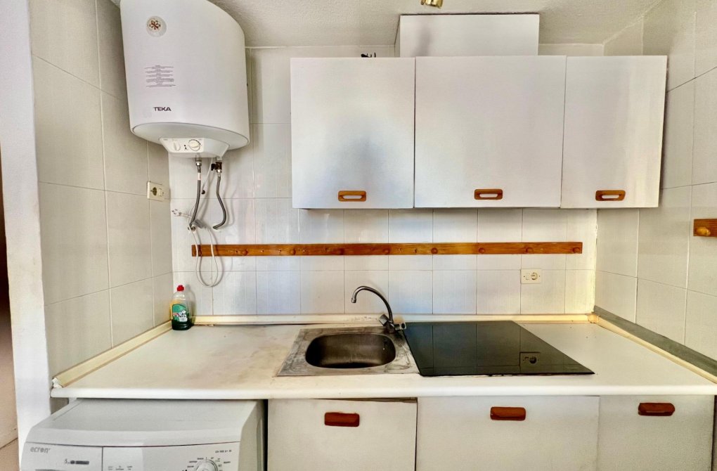 Resale - Studio - Torrevieja - Centro