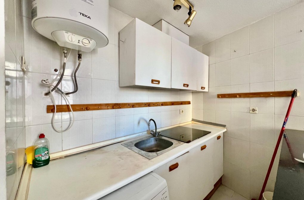 Resale - Studio - Torrevieja - Centro