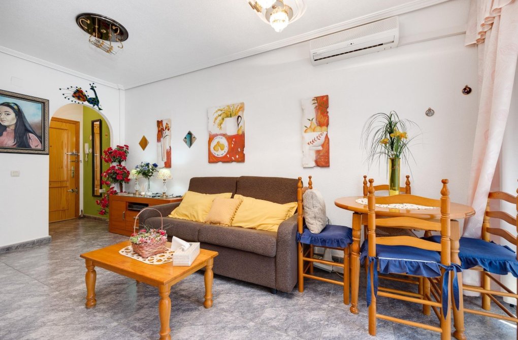 Resale - Apartment - Torrevieja - Habaneras