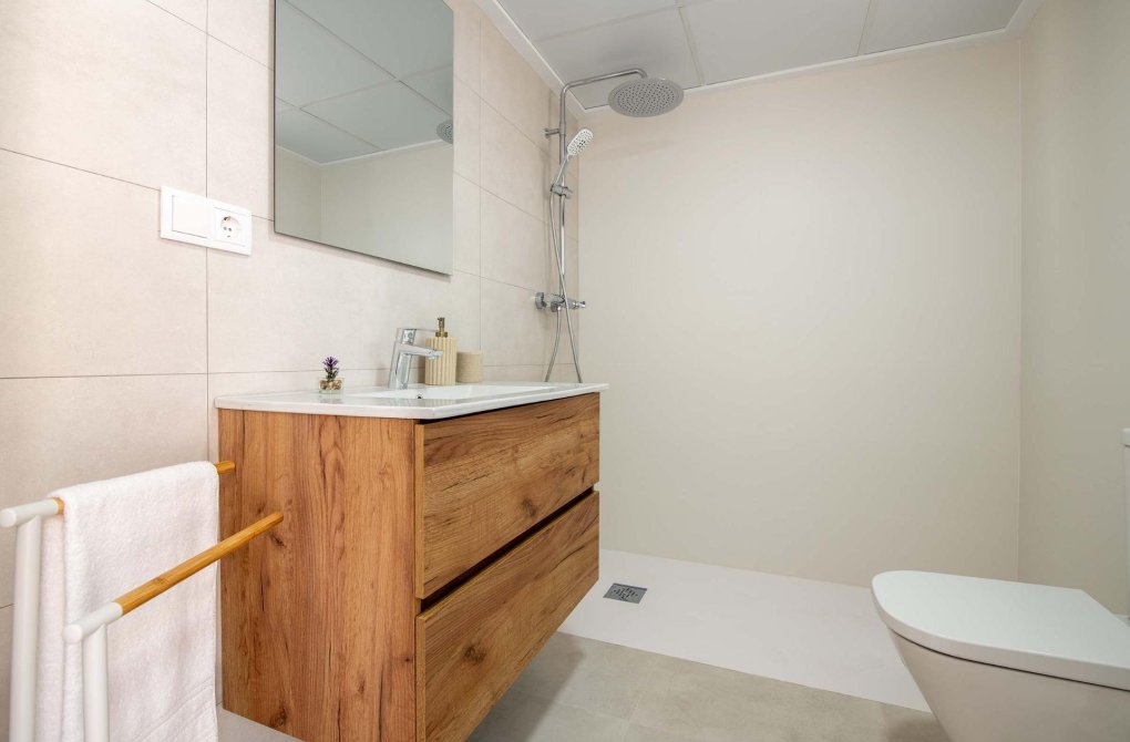 New build - Town house - Cox - San Fernando