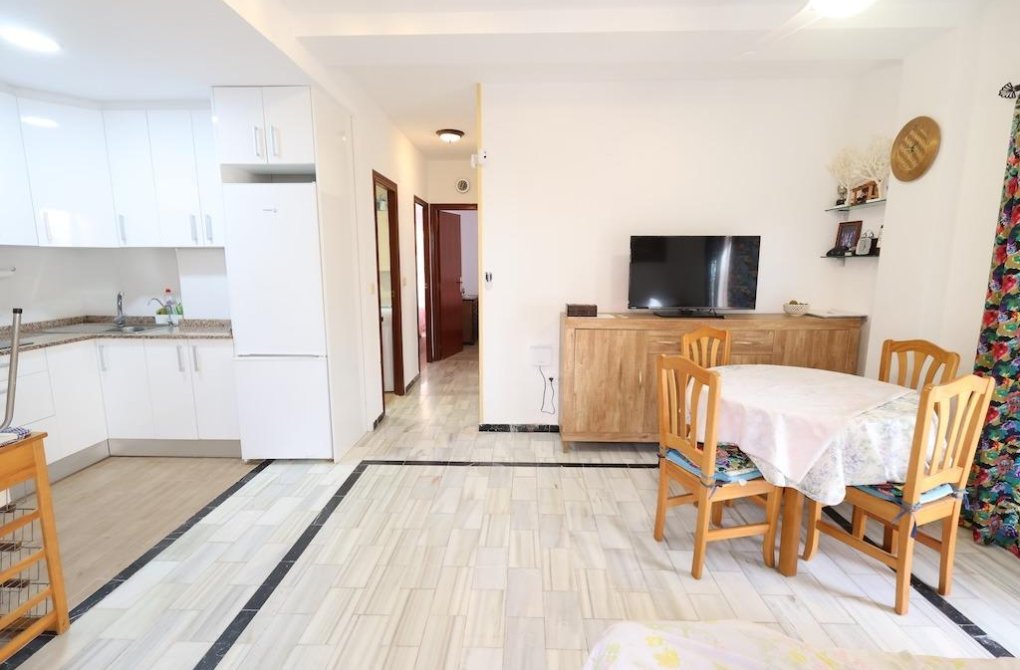 Resale - Apartment - Torrevieja - La Mata pueblo