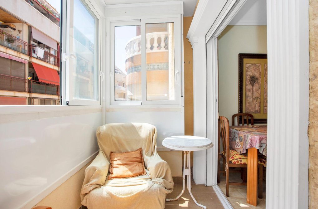 Resale - Apartment - Torrevieja - Playa de los Locos