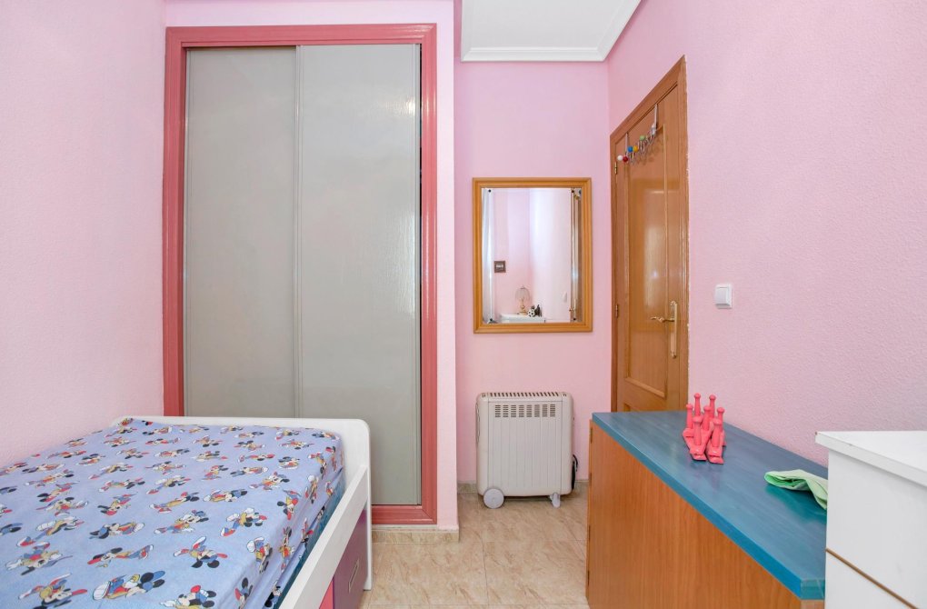Resale - Apartment - Torrevieja - Playa de los Locos