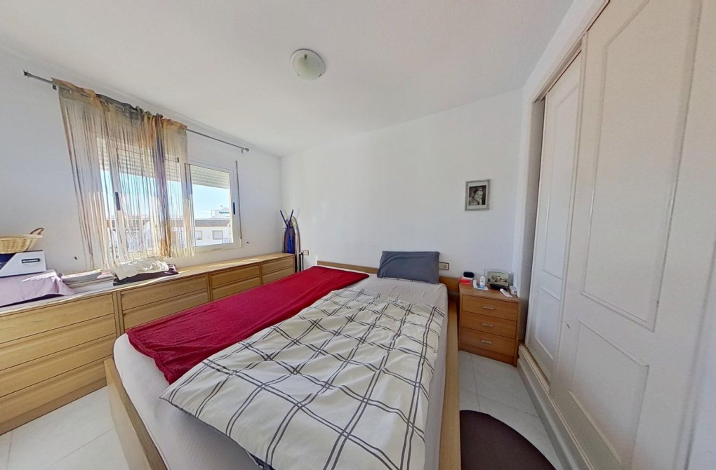 Resale - Bungalow - Orihuela Costa - Los Almendros-La Florida