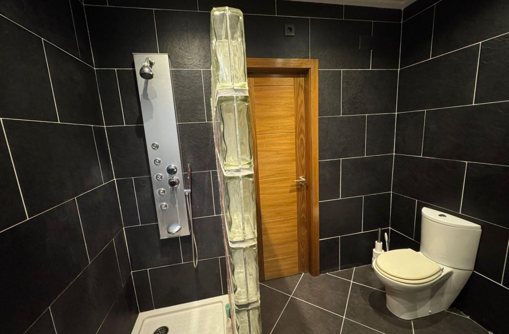 Resale - Villa - Torrevieja - San luis