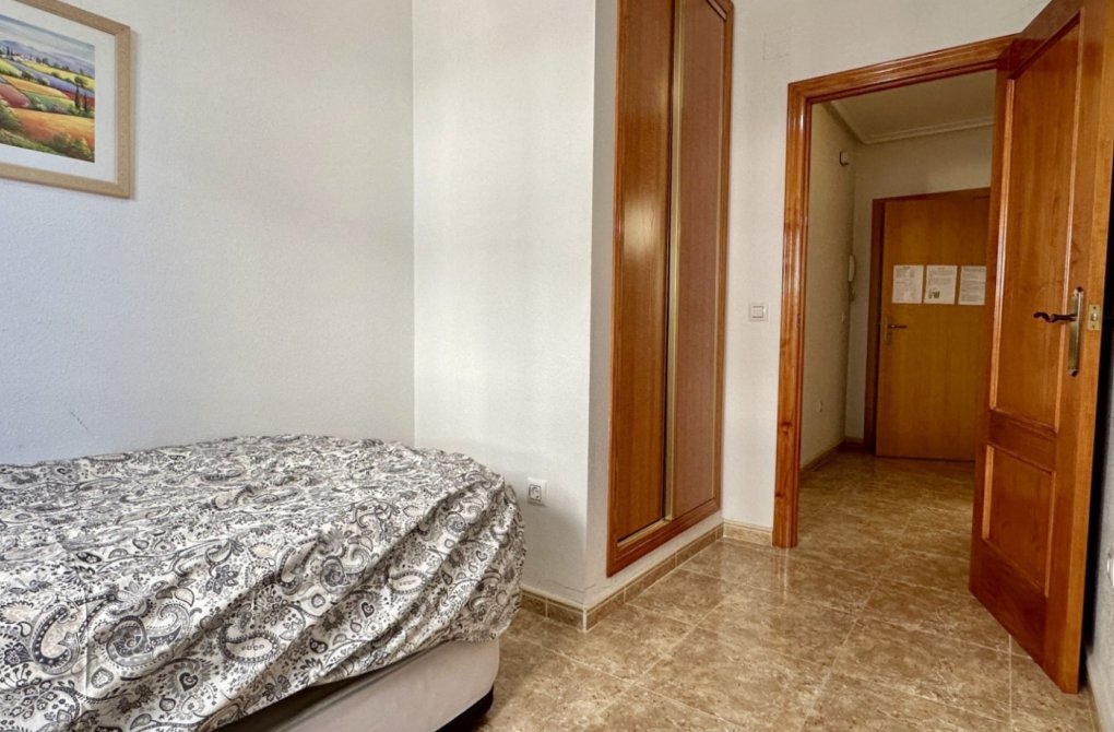 Resale - Apartment - Orihuela Costa - Cabo Roig