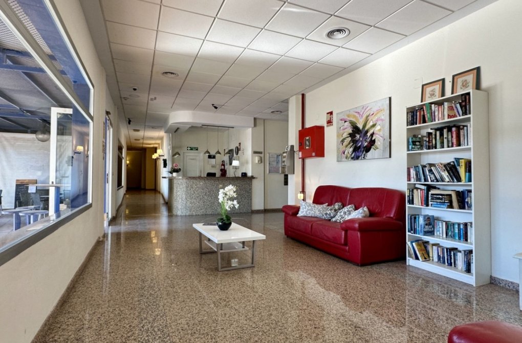 Resale - Apartment - Orihuela Costa - Cabo Roig