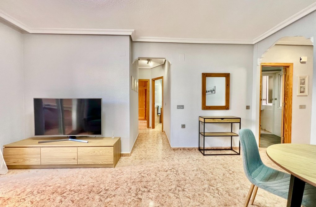 Resale - Apartment - Torrevieja - Playa del cura