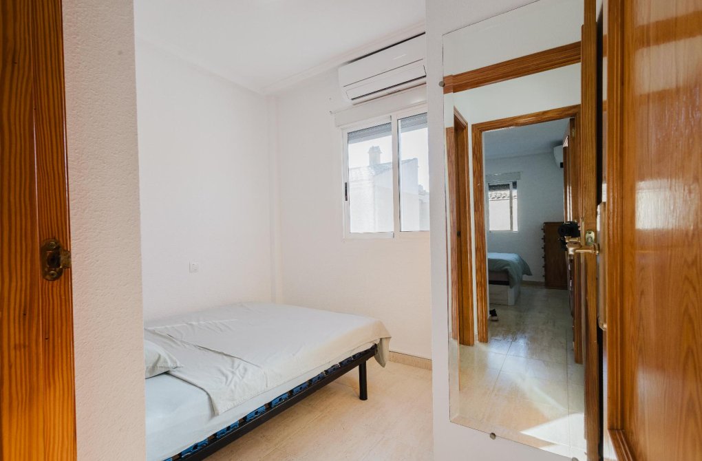 Resale - Bungalow - Torrevieja - Parque de las Naciones