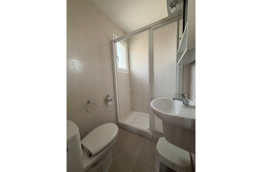 Resale - Bungalow - Torrevieja - Aguas Nuevas