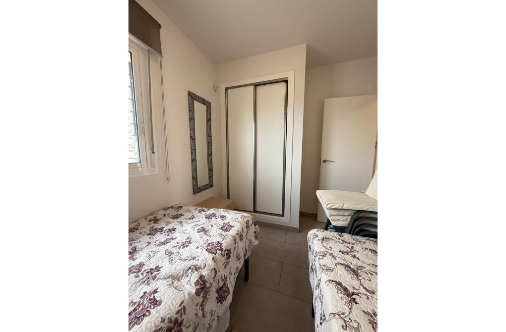 Resale - Bungalow - Torrevieja - Aguas Nuevas