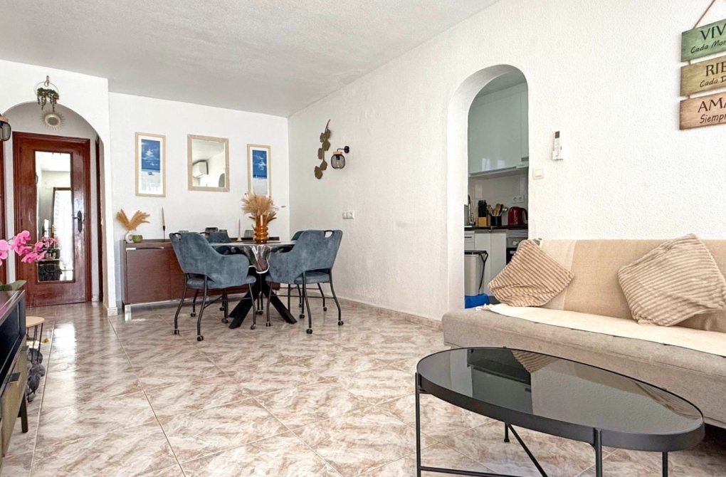 Resale - Apartment - Torrevieja - Torrelamata - La Mata