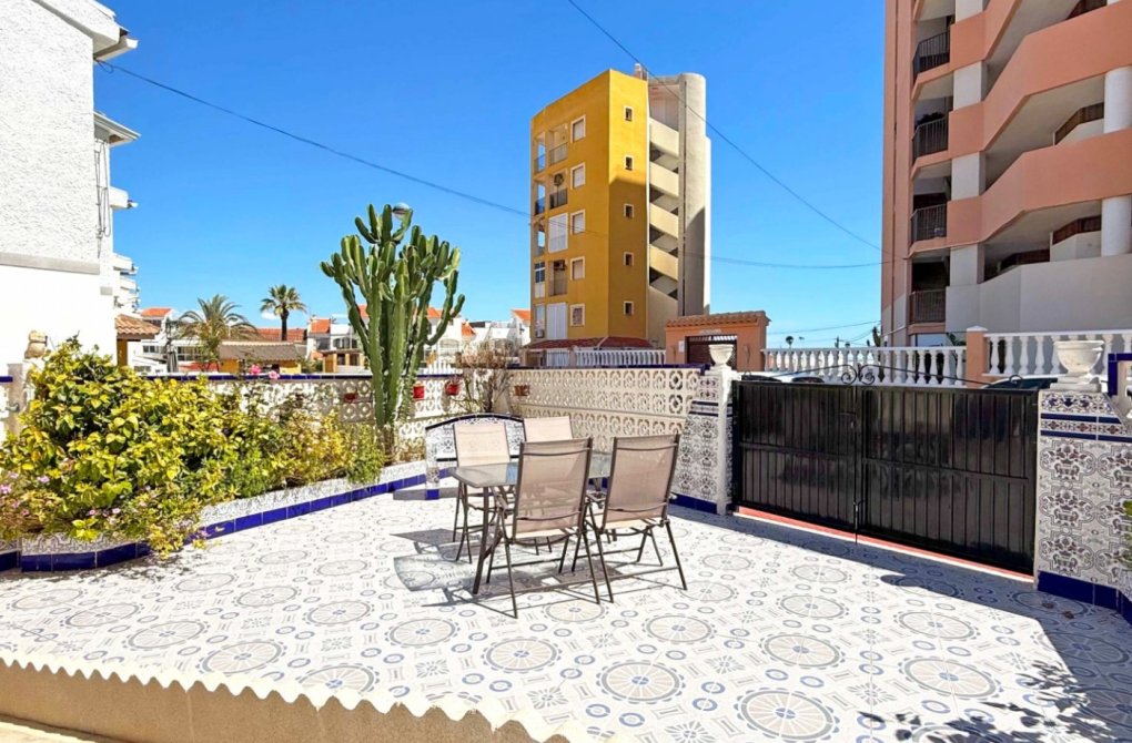 Resale - Apartment - Torrevieja - Torrelamata - La Mata