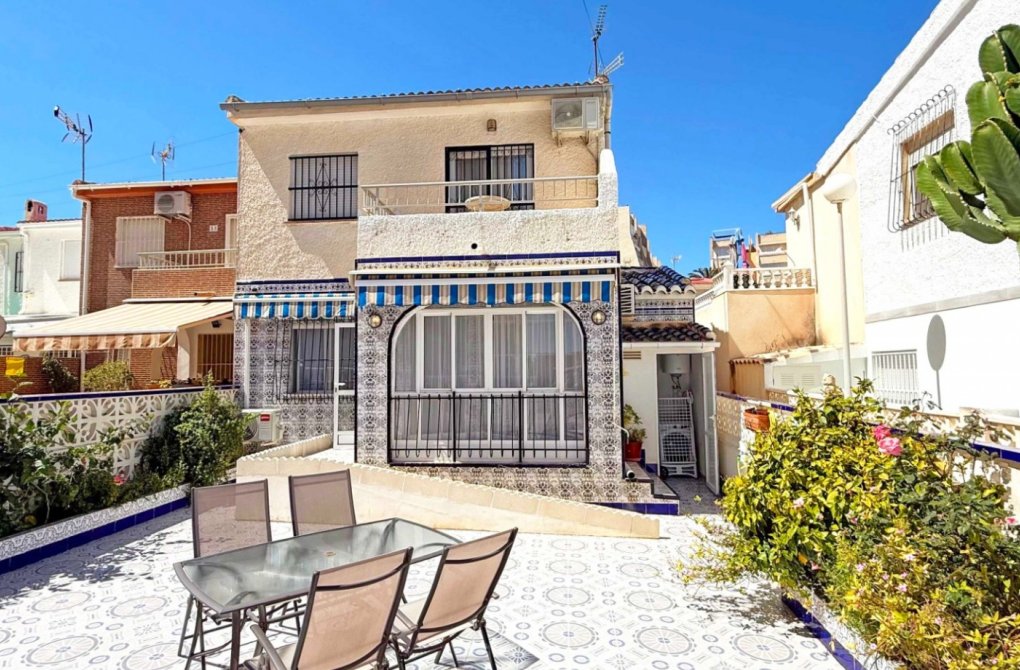 Resale - Apartment - Torrevieja - Torrelamata - La Mata