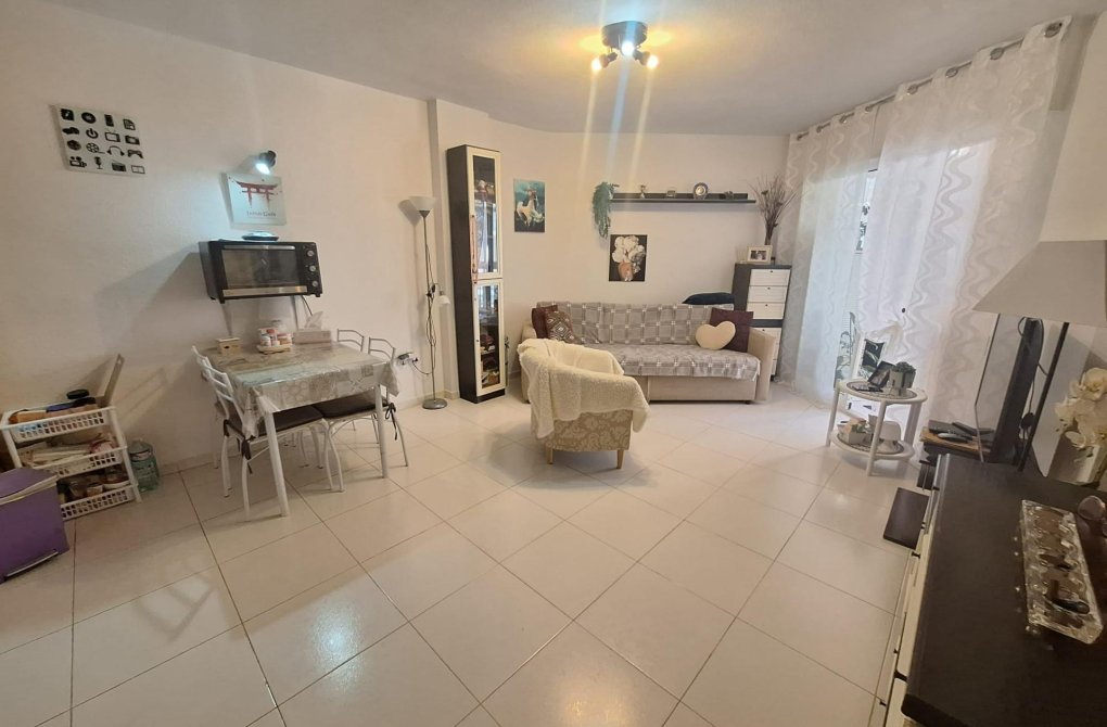 Resale - Studio - Torrevieja - Playa de los locos