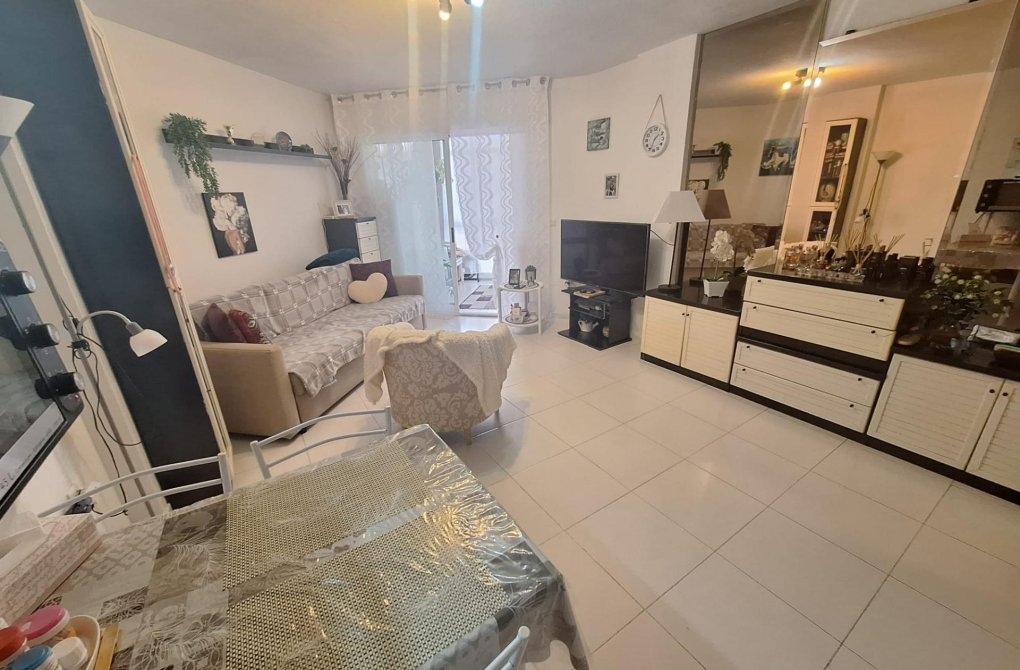 Resale - Studio - Torrevieja - Playa de los locos