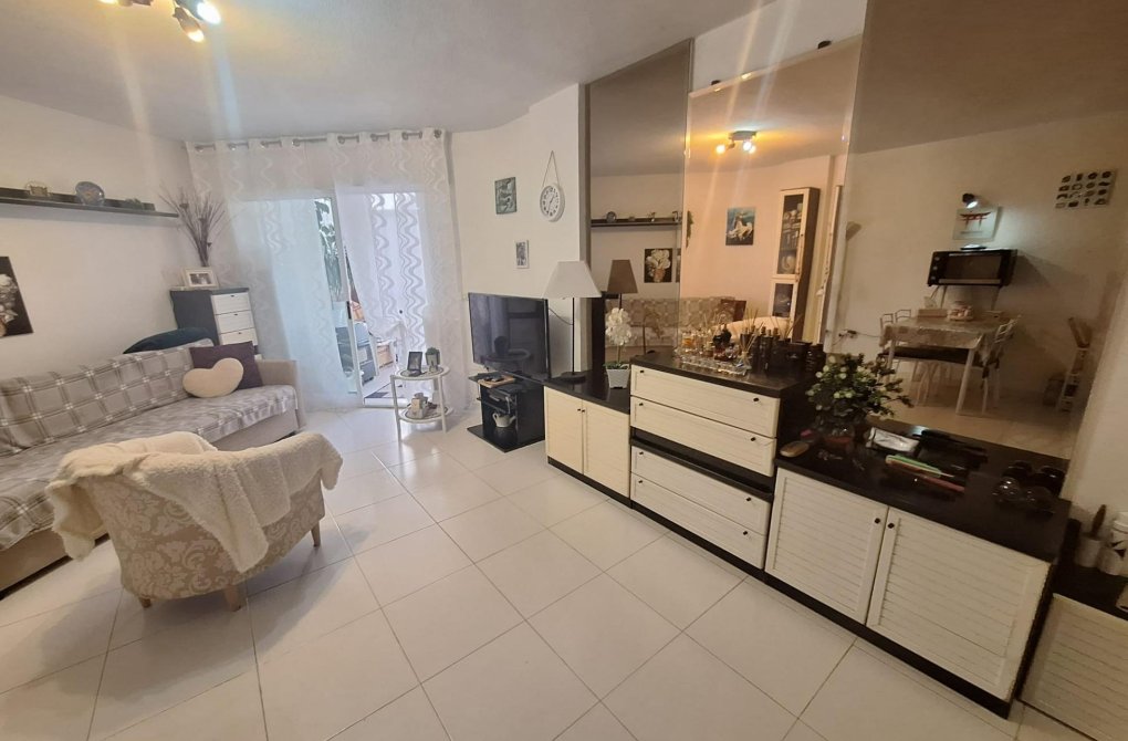 Resale - Studio - Torrevieja - Playa de los locos