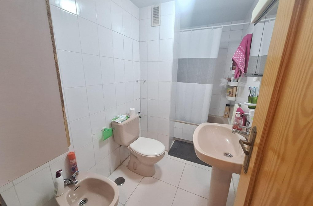 Resale - Studio - Torrevieja - Playa de los locos