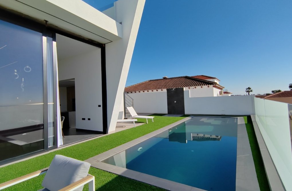 New build - Detached Villa - Torrevieja - Los Balcones - Los Altos del Edén