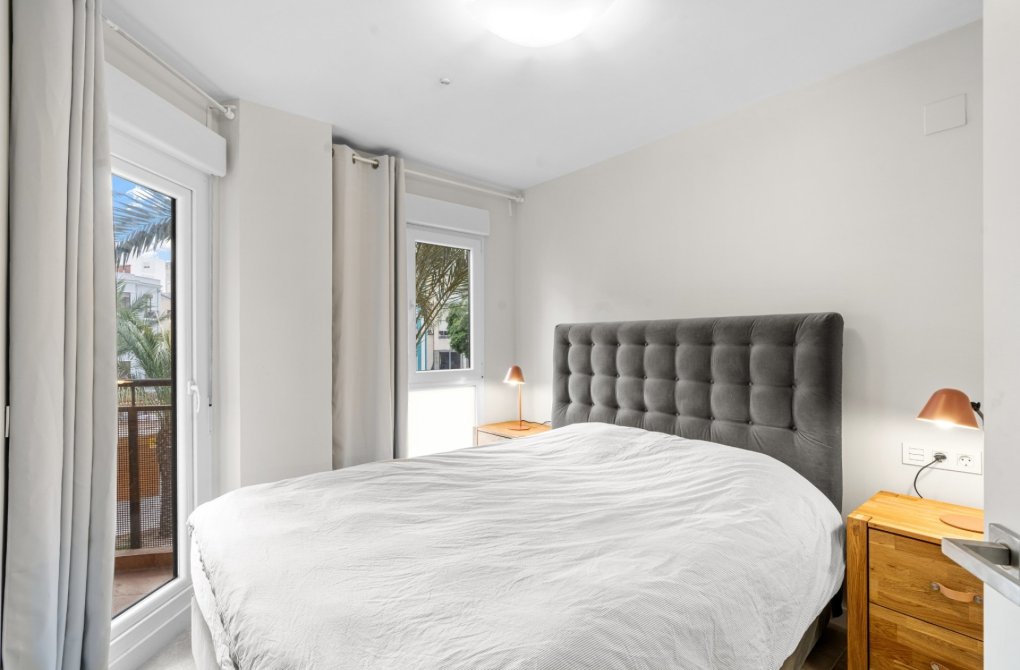 Resale - Apartment - Alicante - Center