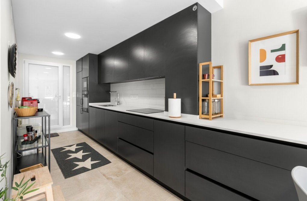 Resale - Apartment - Alicante - Center