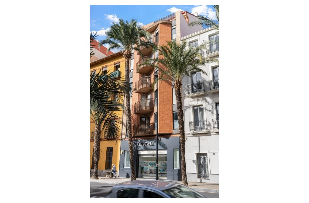 Resale - Apartment - Alicante - Center