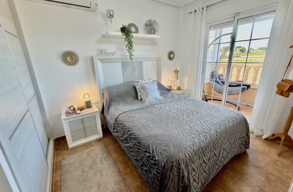 Resale - Villa - Guardamar del Segura - El Raso