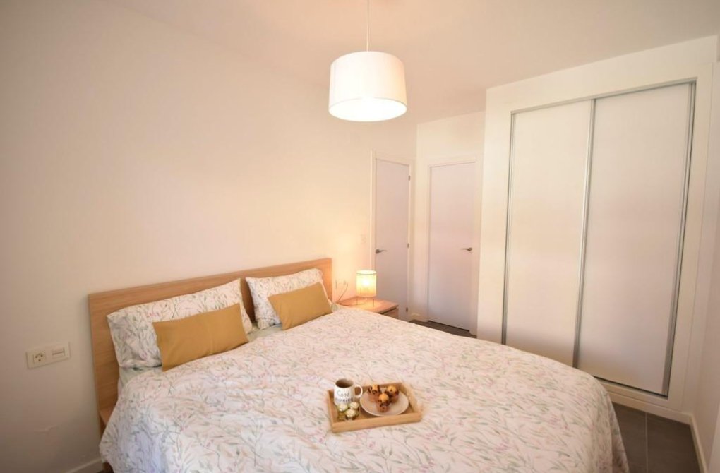 Resale - Apartment - Orihuela Costa - Campoamor