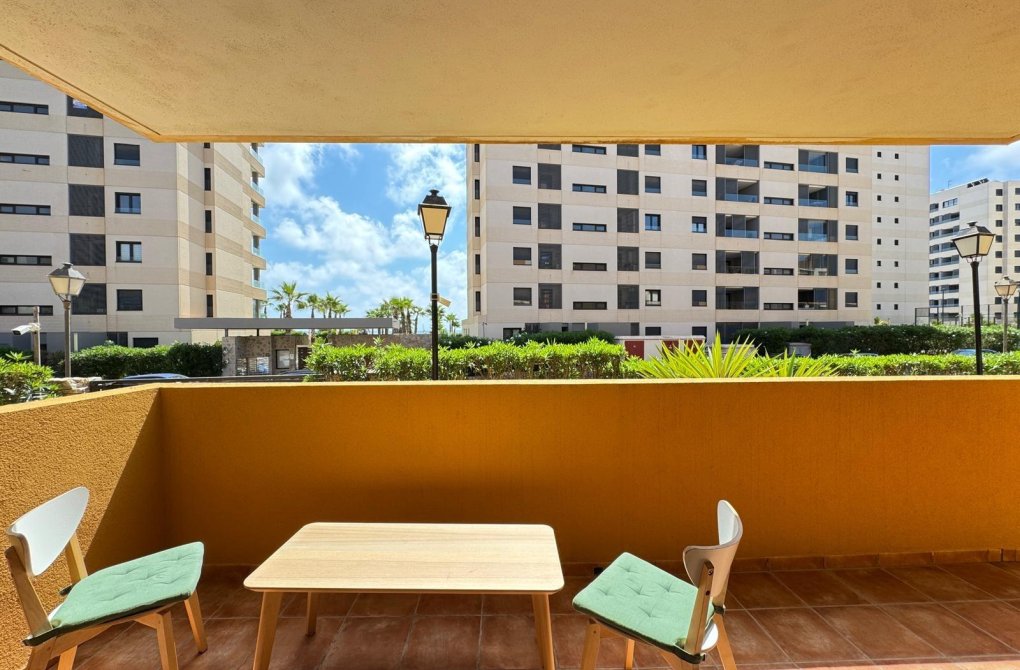 Resale - Apartment - Torrevieja - Punta prima