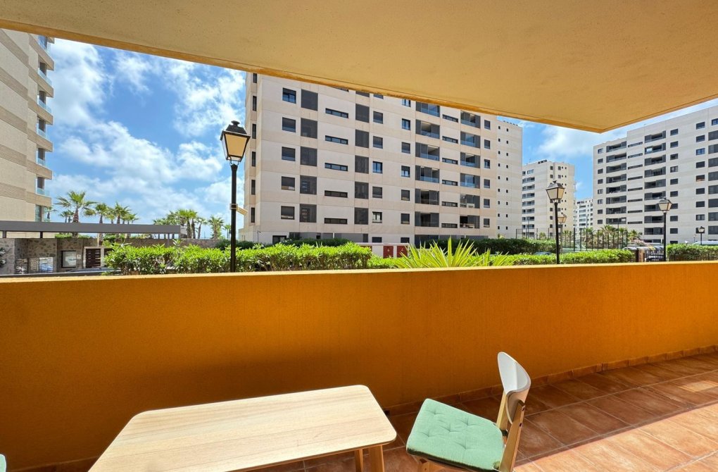 Resale - Apartment - Torrevieja - Punta prima