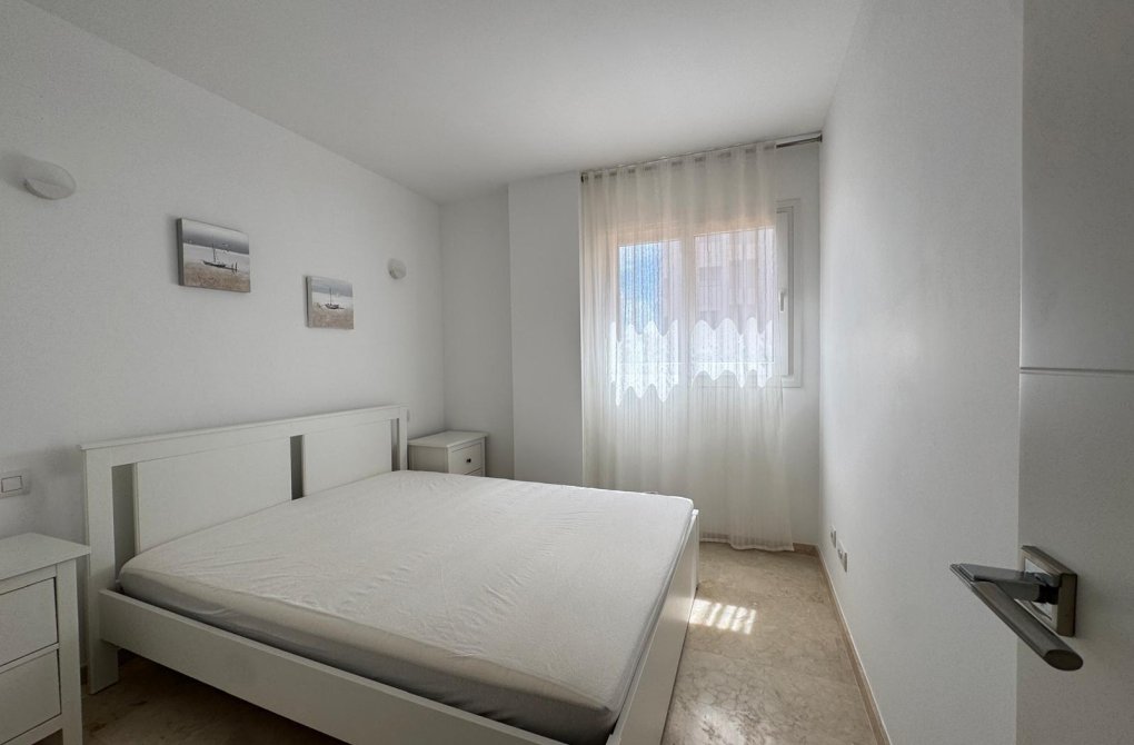 Resale - Apartment - Torrevieja - Punta prima