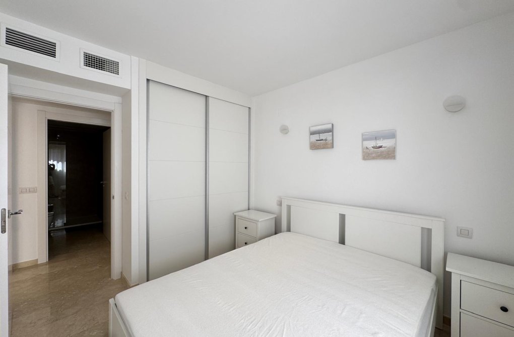Resale - Apartment - Torrevieja - Punta prima