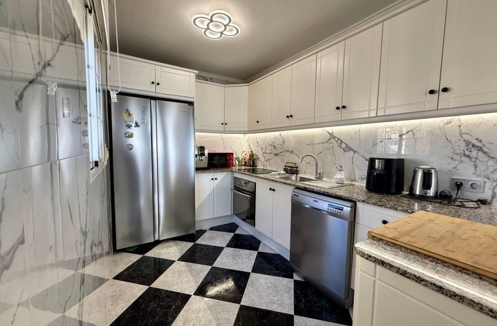 Resale - Villa - Orihuela Costa - Playa Flamenca