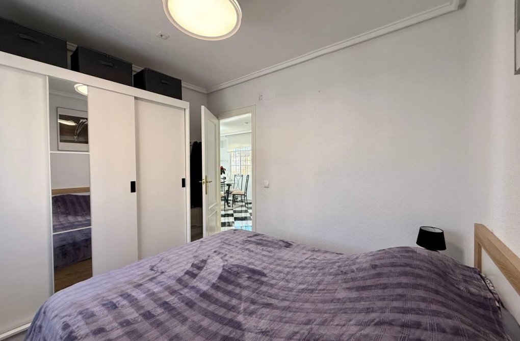 Resale - Villa - Orihuela Costa - Playa Flamenca