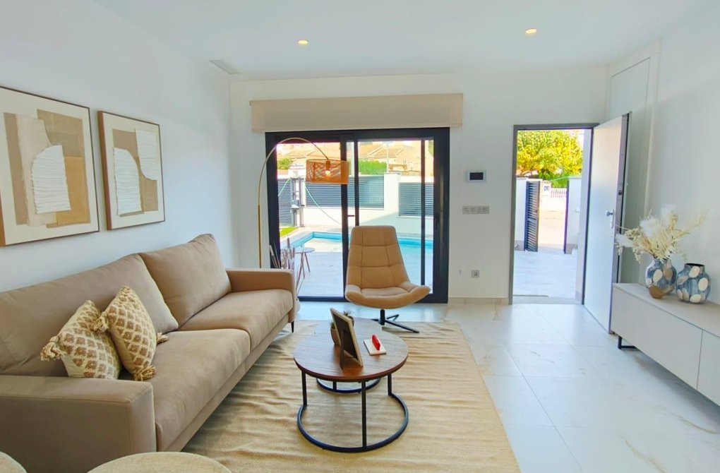 Rynek pierwotny - Willa - Pilar de la Horadada - Pinar de Campoverde