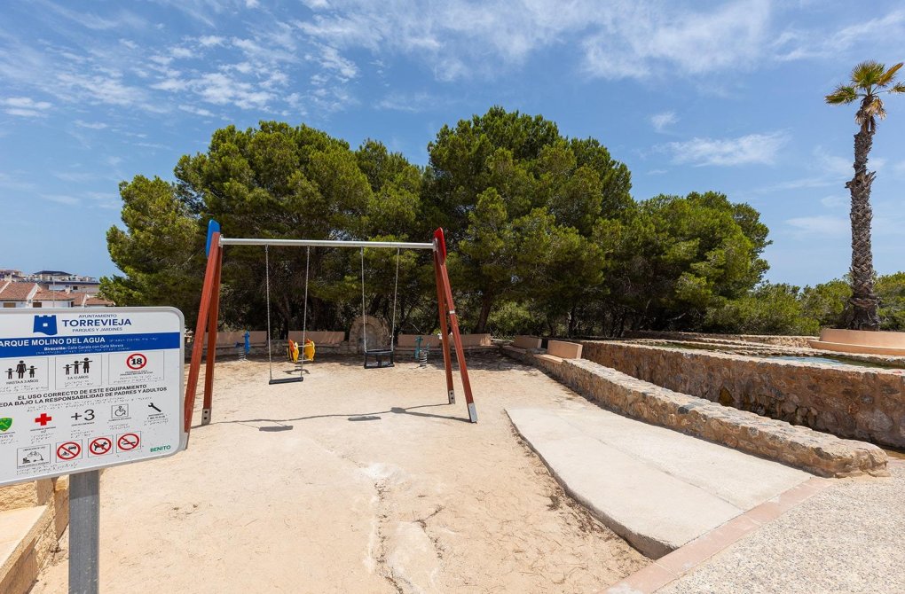 Resale - Bungalow - Torrevieja - La Mata