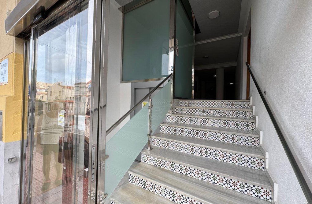 Resale - Studio - Torrevieja - Estacion de autobuses