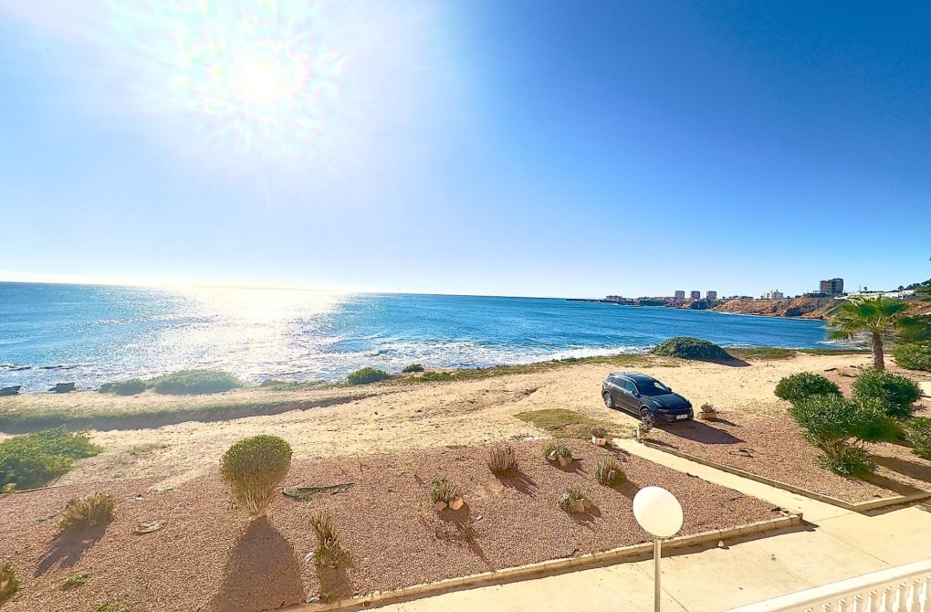 Resale - Apartment - Torrevieja - Cabo cervera
