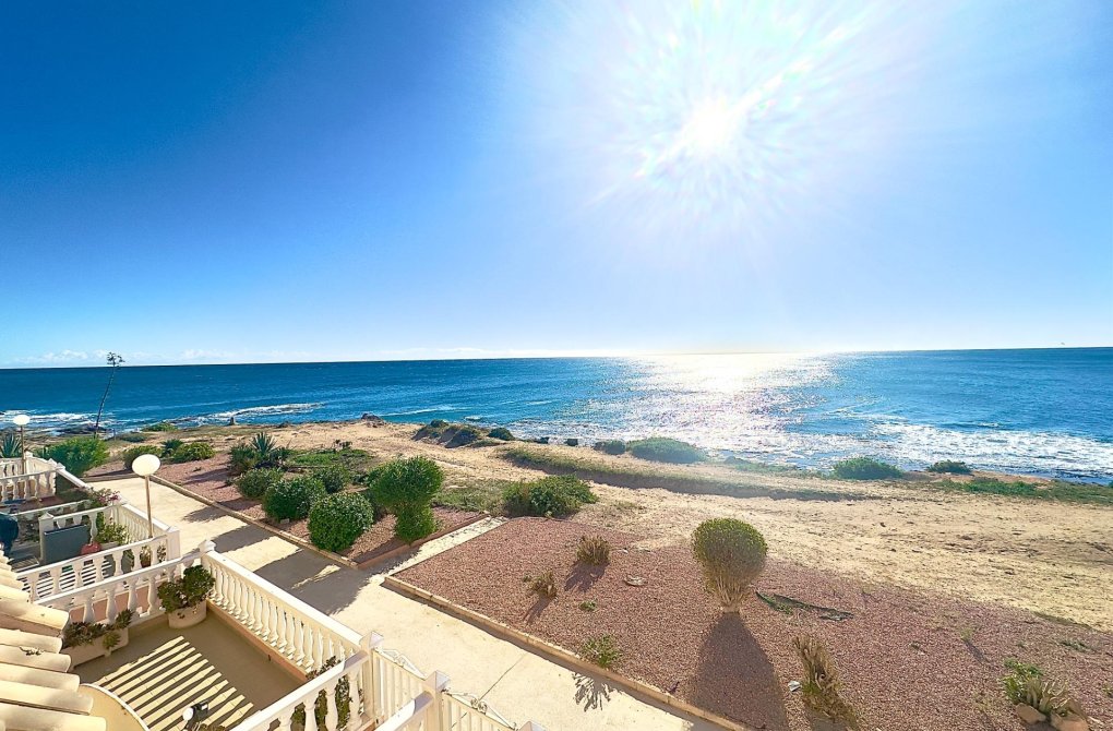 Resale - Apartment - Torrevieja - Cabo cervera