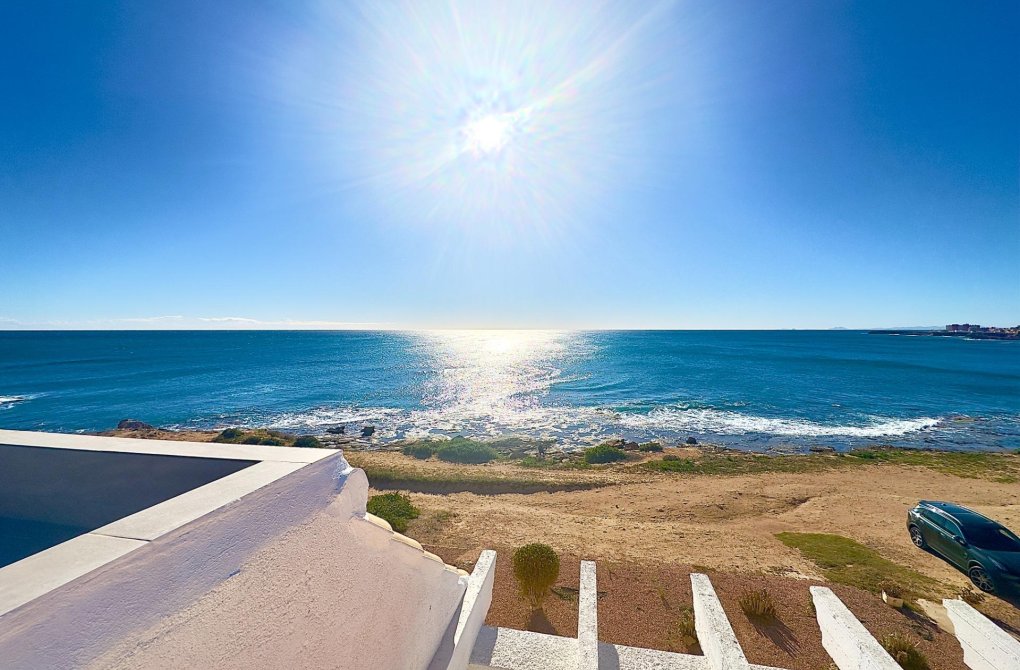 Resale - Apartment - Torrevieja - Cabo cervera