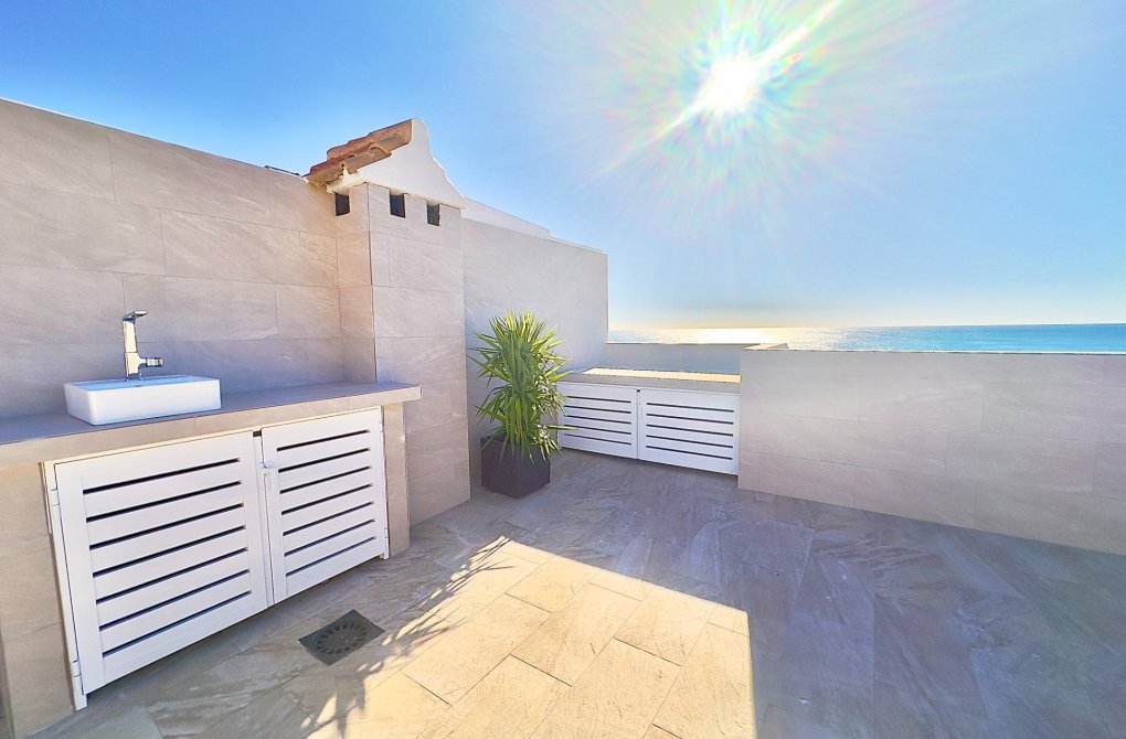 Resale - Apartment - Torrevieja - Cabo cervera